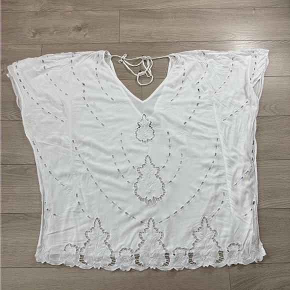 Vix White Eyelet Swimsuit Cover Up - Picture 2 of 8